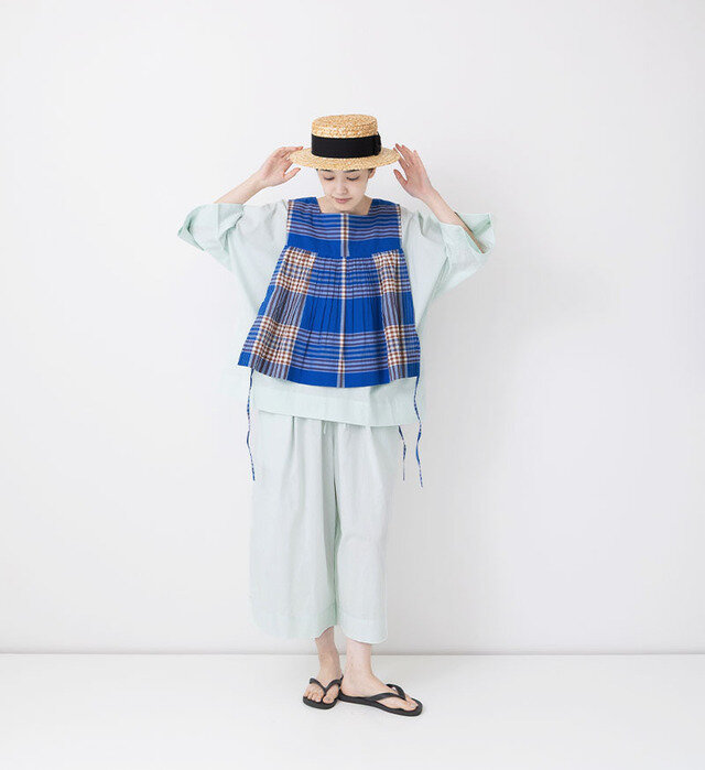 color : MINT , model : 162cm