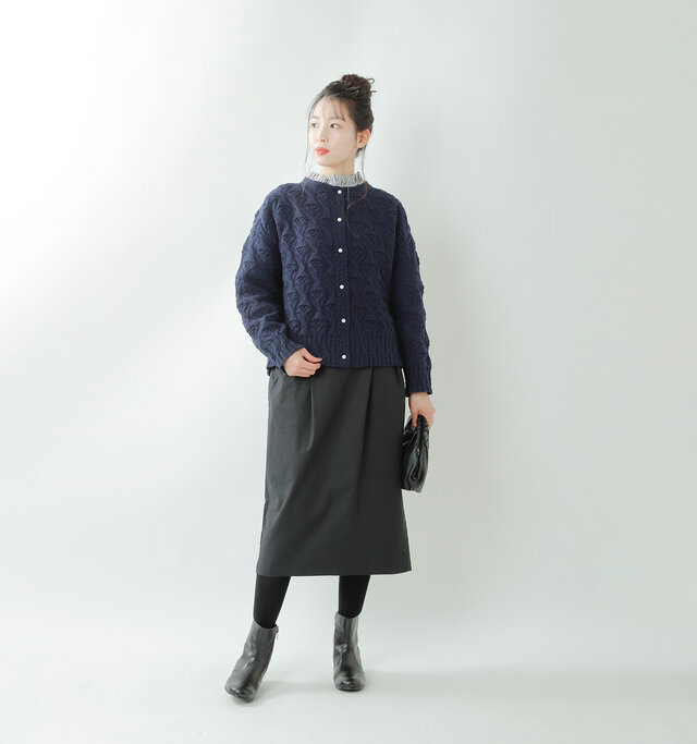 model mizuki:168cm / 50kg
color : navy / size : F