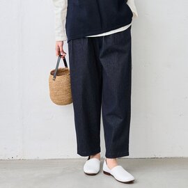 TOKYO BASIC|360度 ストレッチデニム の ワイドタック テーパードパンツ