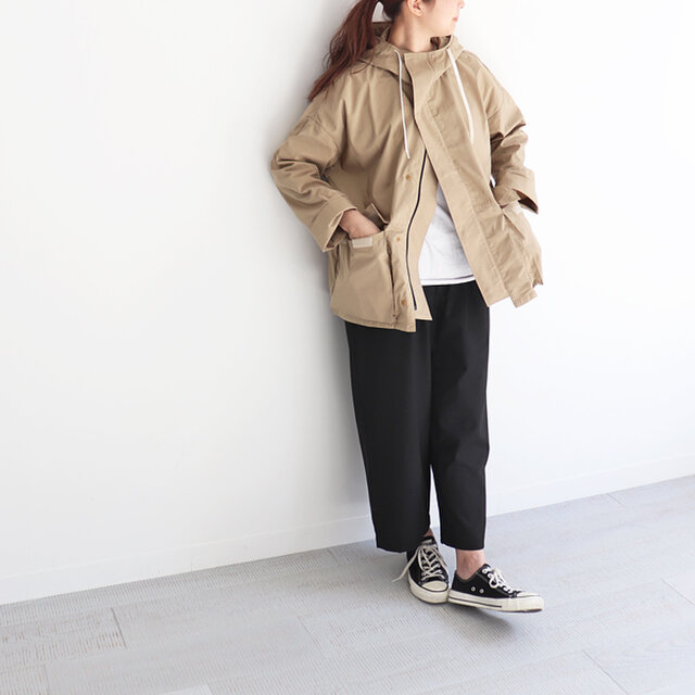 ベージュ/ 0 着用、モデル身長:160cm