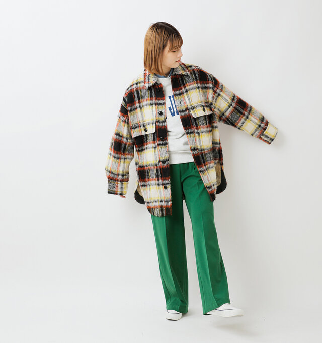 model ai:166cm / 47kg
color : green / size : M