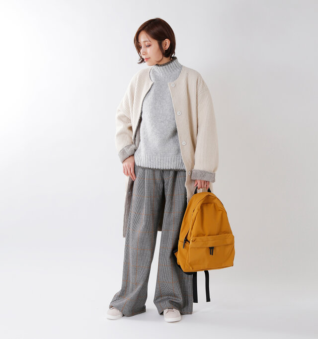 model yama:167cm / 49kg
color : galette / size : S