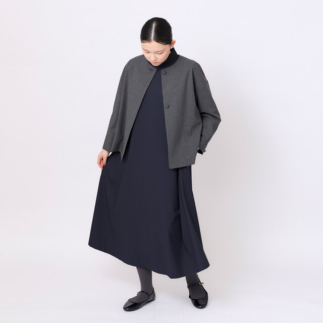 model:164cm color:ミディアムグレー