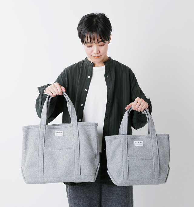 左:レギュラーサイズ 右:ミニサイズ