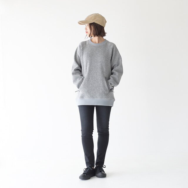 モデル:157cm / 47kg
color : beige / size : フリーサイズ