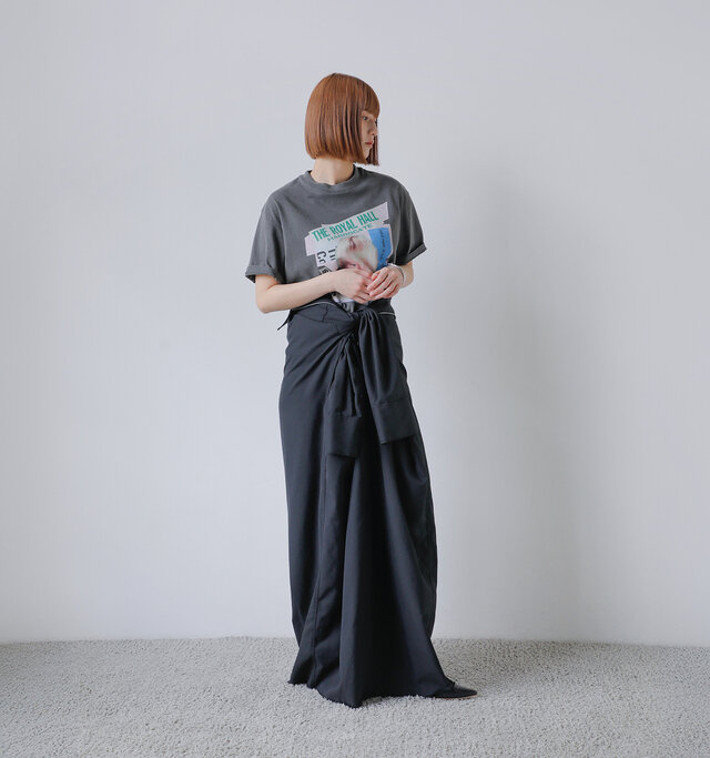 model ai:166cm / 47kg
color : OTSUKA black / size : 0(S)