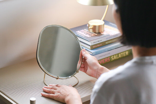 ferm LIVING｜Pond Mirror（テーブルミラー 壁掛けミラー S）Sサイズ 日本正規代理店品【受注発注】  KOZLIFE(コズライフ) キナリノモール