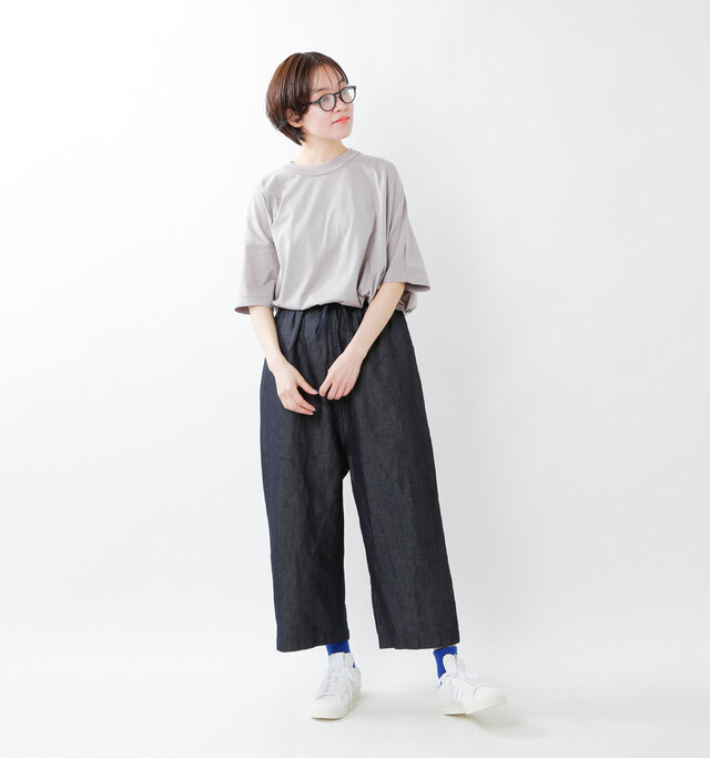 model saku:163cm / 43kg
color : indigo / size : S