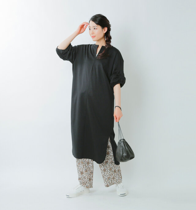 model mizuki：168cm / 50kg 
color : black / size : 1-2