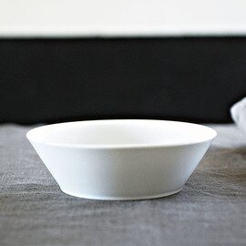 白磁の浅鉢