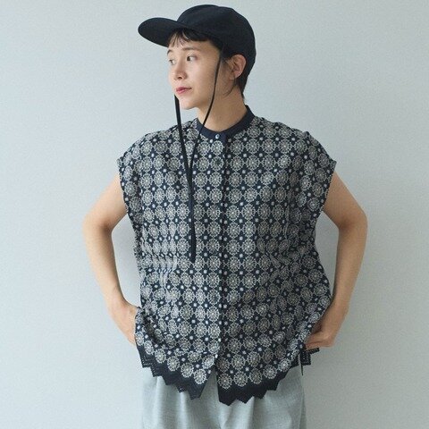 yuni|単色スカラップ刺繍ブラウス 1701BL029251