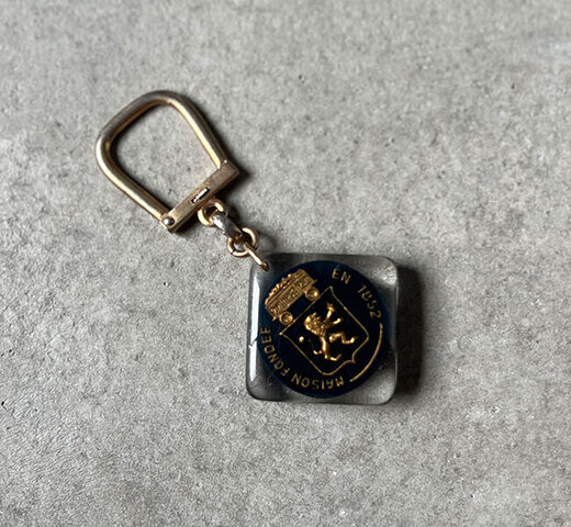 ブルボンキーホルダー ガス機器メーカー 1960年代フランス製 ブルボン社 Bourbon (ネコポス配送)