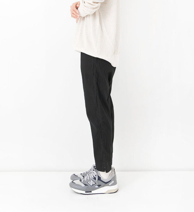 color : BLACK / サイズ3、モデル162cm