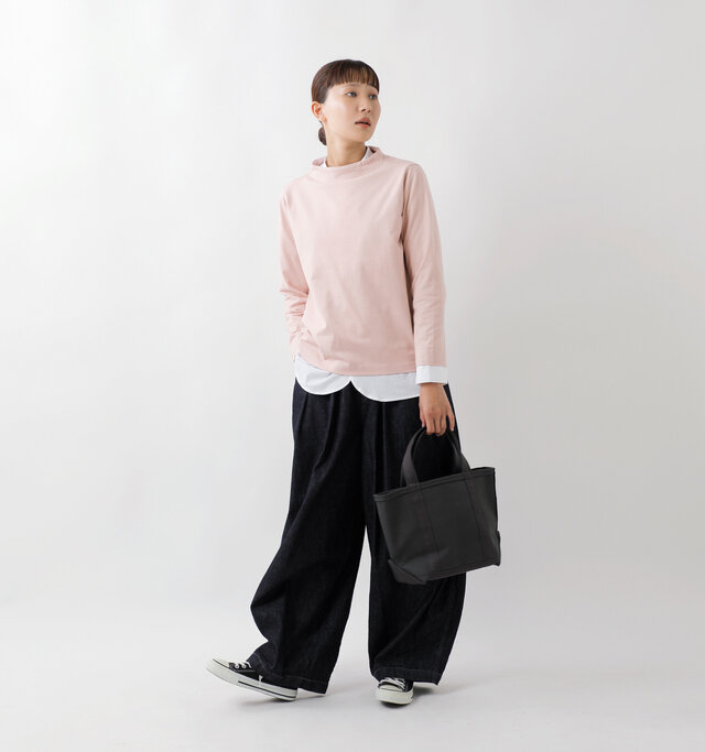 model mayuko：168cm / 55kg 
color : pink / size : S