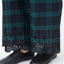 TUTIE.|コットンスカラップ刺繍パンツ