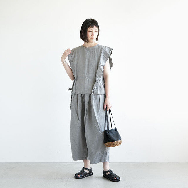 身長:165cm 着用カラー:GRAY/着用サイズ:FREE