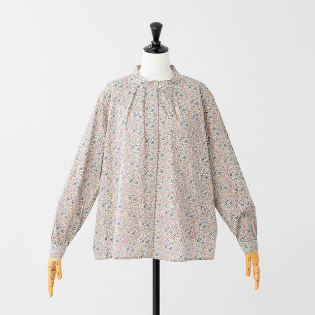 color: Katie and Millie<UT604AW12>