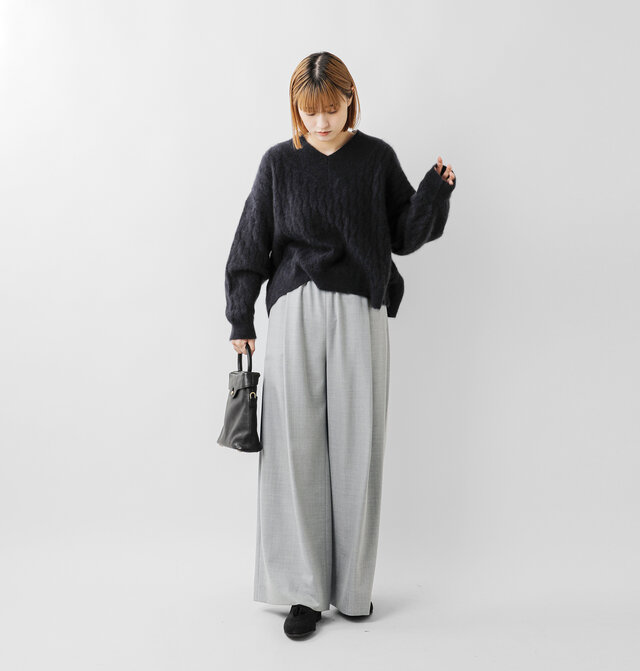 model ai:166cm / 47kg
color : light gray / size : 2