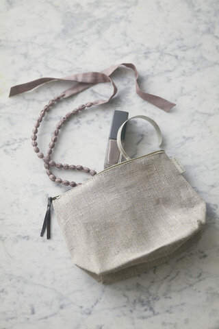 fog linen work|毎日使える丈夫さと、使うほどに手に馴染む柔らかさ。クリスポーチ。 kurashisha fogitem