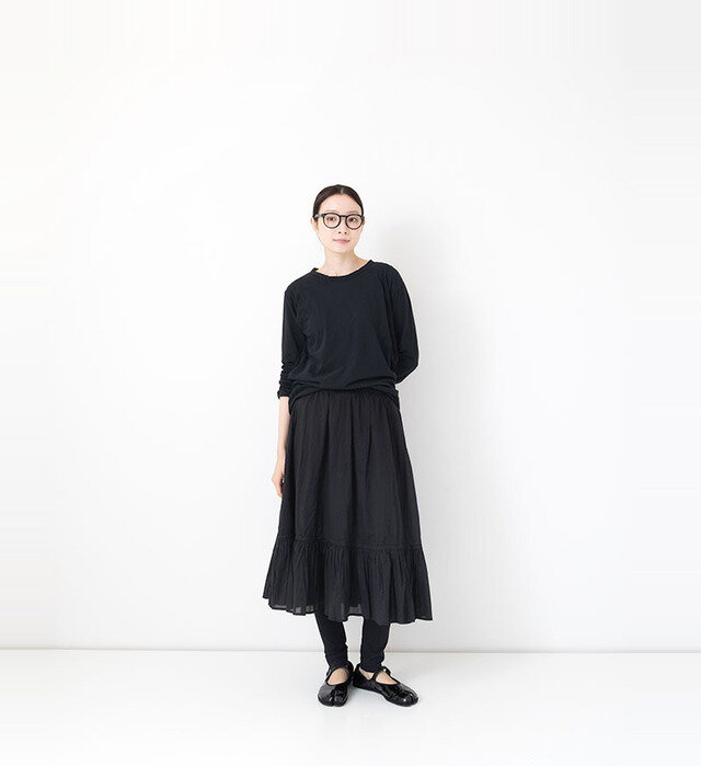 color : BLACK , model : 162cm