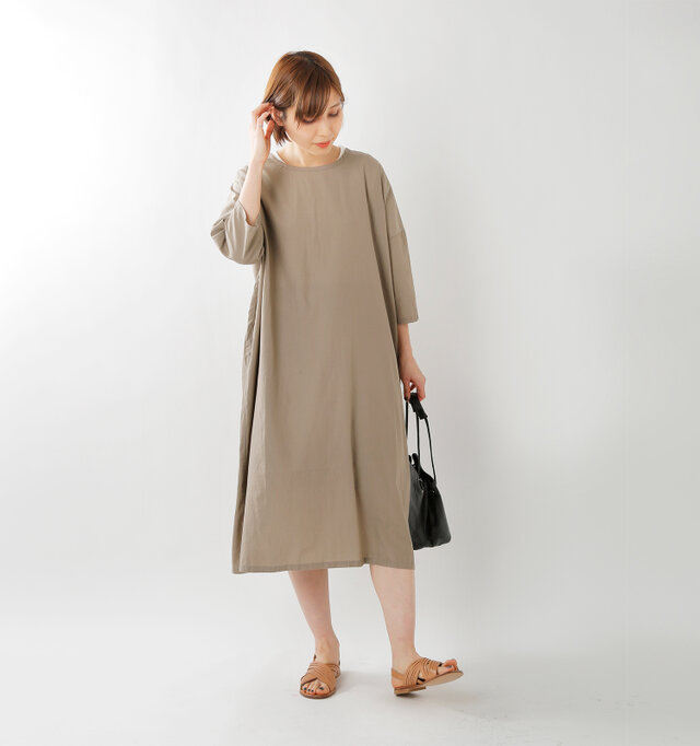 model yama:167cm / 49kg
color : sand / size : F