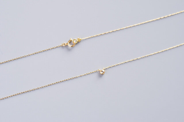 ■Material : 22kt Gold(Charm), 18kt Gold(Chain,Parts), Diamond
■Stone Size : 直径約2mm
■Chain Length : L=400mm
