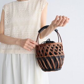 shesay｜表情豊かな編み柄がポイント 柳とポリプロピレンの丸型カゴバッグ