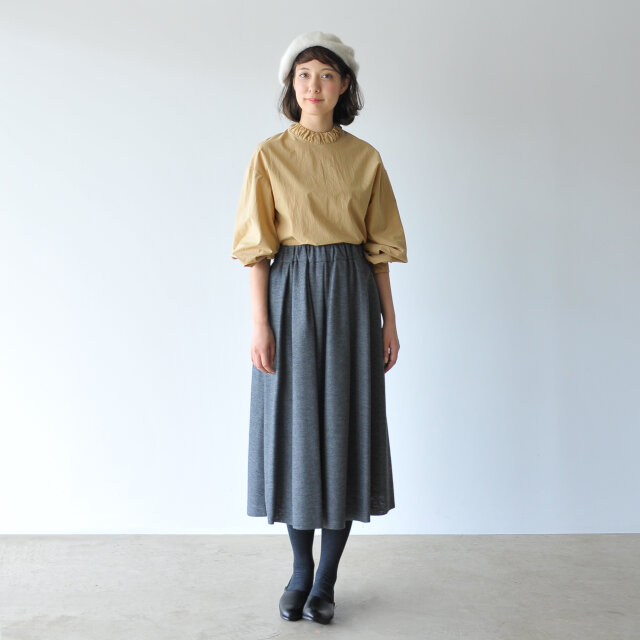 モデル:164cm / 46kg
color : black / size : 22.5cm