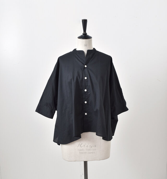 color : black