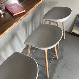 HAY｜About A Chair & Stool (AAC22チェア& AAS32スツール)