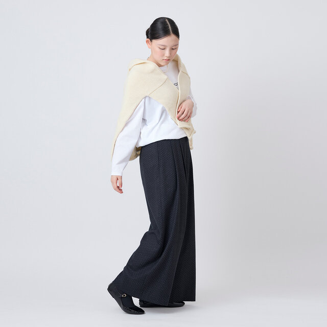 model:164cm color:グレー