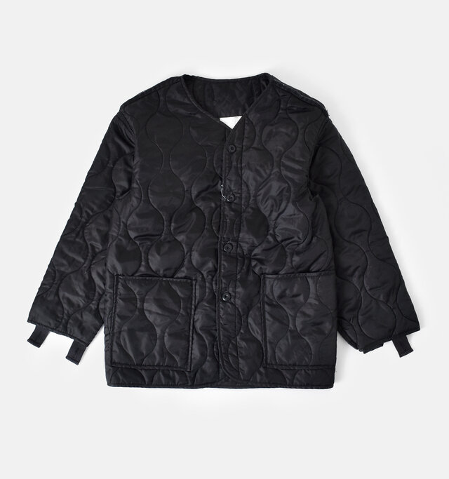 color : black