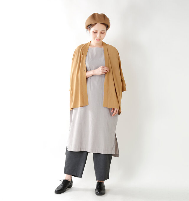 model yama:167cm / 49kg
color : charcoal / size : 1