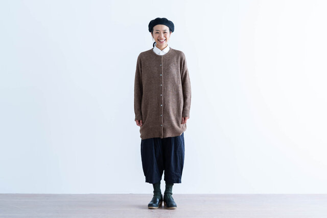 ダークブラウン着用(モデル身長:160cm)