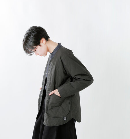 Orcival インサレーションキルティングノーカラージャケット Rc mty Mt Piu Di Aranciato ピウディアランチェート キナリノモール Orcival インサレーションキルティングノーカラージャケット Rc mty Mt Piu Di Aranciato ピウディアランチェート キナリノモール