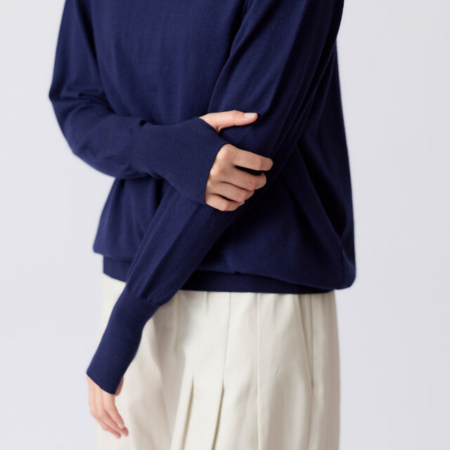 シンプルなニットだから、ディテールにこだわって仕上げました。