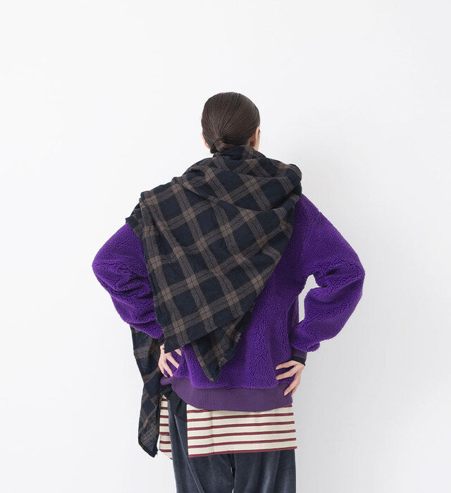 color : KHAKI×BLK , model : 162cm