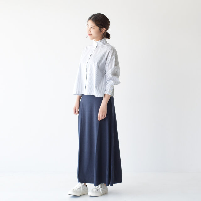 モデル:157cm / 47kg
color : gray-stripe / size : フリーサイズ