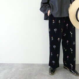 l’atelier du savon|秋の草花ベロア刺繍パンツ(73-01-PT-003-26-2)アトリエドゥサボン
