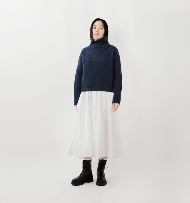 model saku:163cm / 43kg
color : nero navy / size : 36