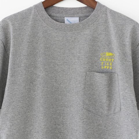 hickory03travelers |【curry rice love】Tシャツ