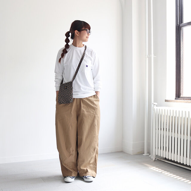 カーキ(ベージュ) / 2 着用、モデル身長:162cm