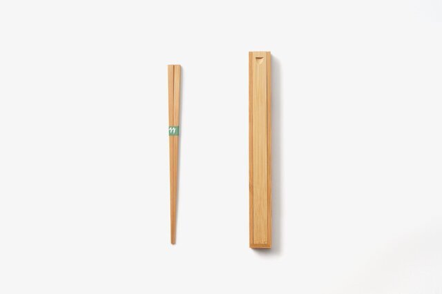 松野屋のスス竹箸と箸箱セットです。