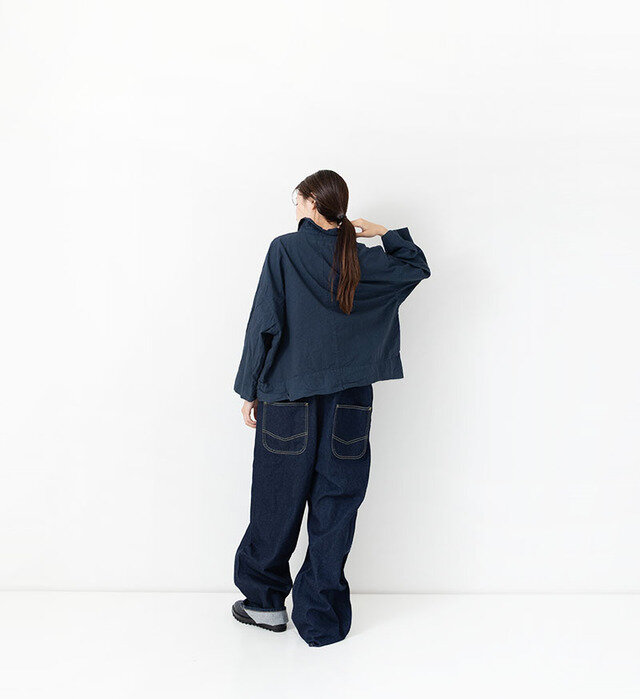 color : NAVY , model : 162cm