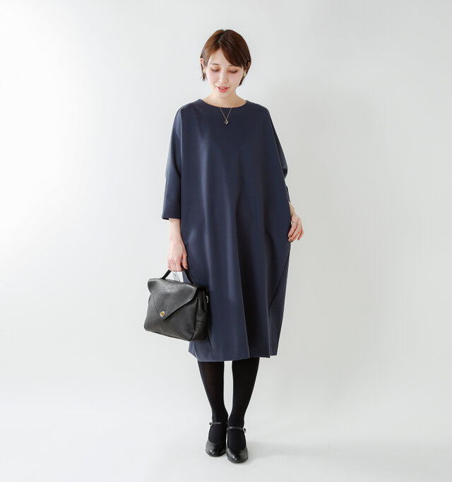 model yama:167cm / 49kg
color : navy / size : F