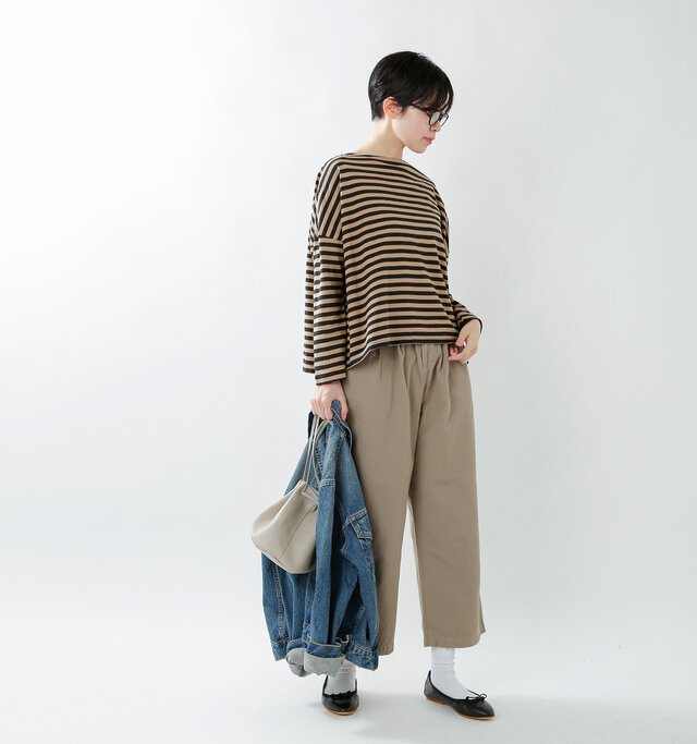 color : camel×black / size : 1