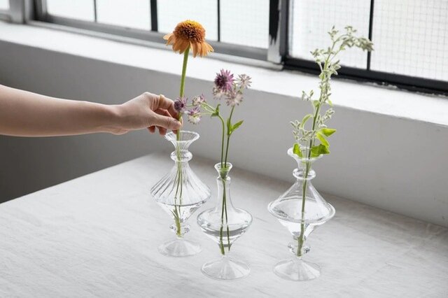 SALE／70%OFF】 スウェーデン製小さな花瓶２つ jsu.osubb.ro