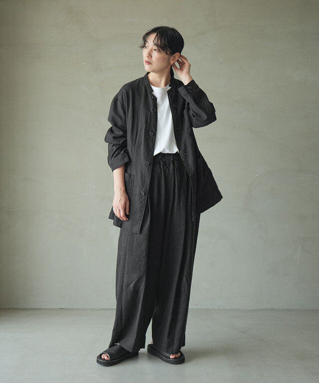 身長:165cm / 着用カラー:93 Fade Black / 着用サイズ:XS