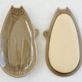 よしざわ窯｜き１１９　　おすわり猫の楕円皿（貫入/釉ヒビあり）