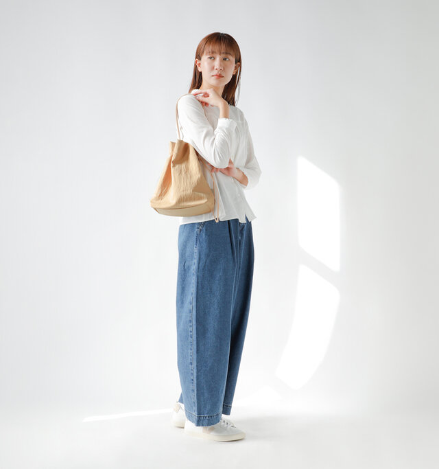 model mayuko：168cm / 55kg 
color : beige / size : one